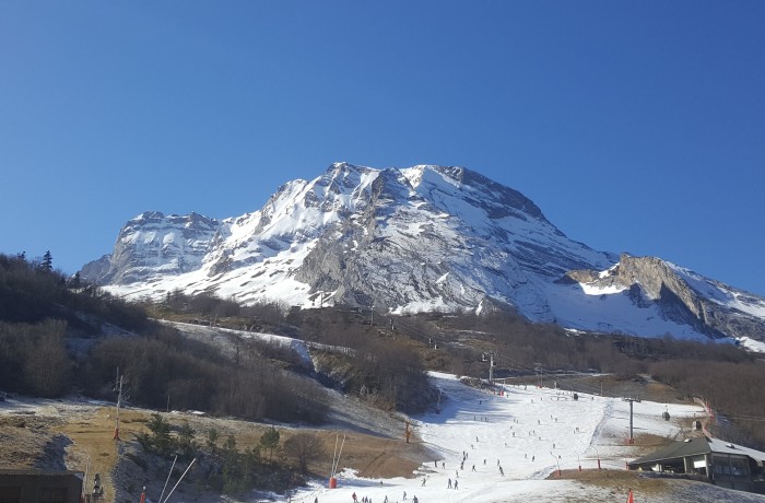 Neige et Soleil à Gourette