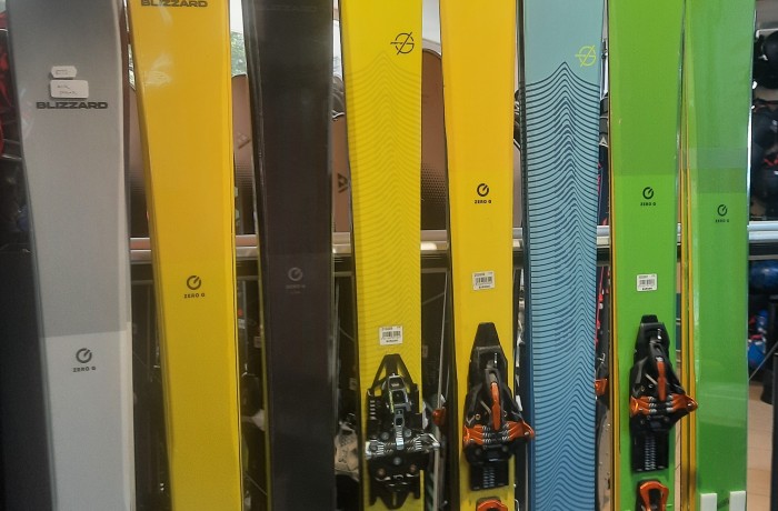 TESTEZ LES SKIS PISTE et de RANDONNEE BLIZZARD